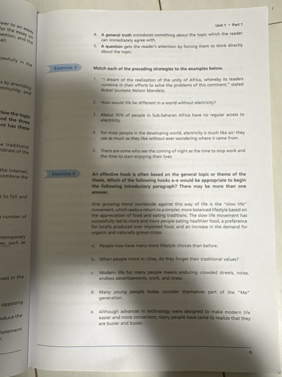Academic Writing skills student's book2 の写真