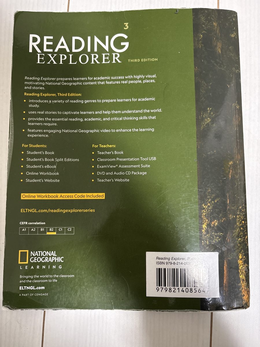 READING EXPLORER Book3 の写真